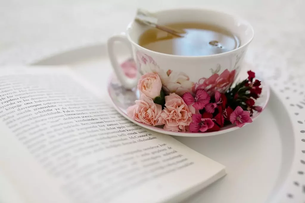 Tasse à thé fleurie
